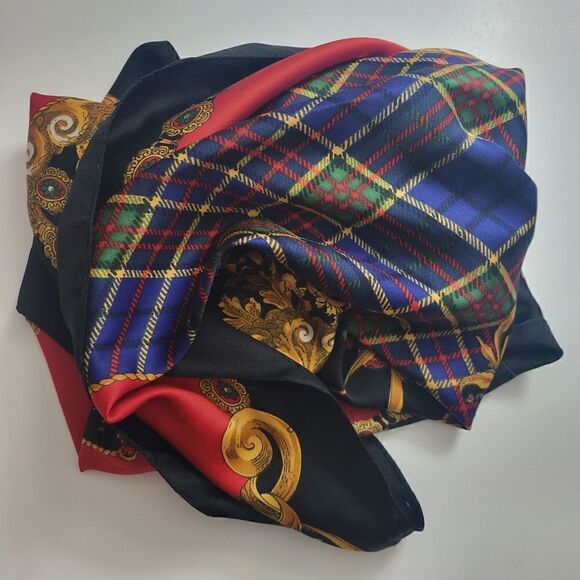 🏴󠁧󠁢󠁳󠁣󠁴󠁿🇬🇧Tartan & Baroque Square Scarf - Picture 2 of 9